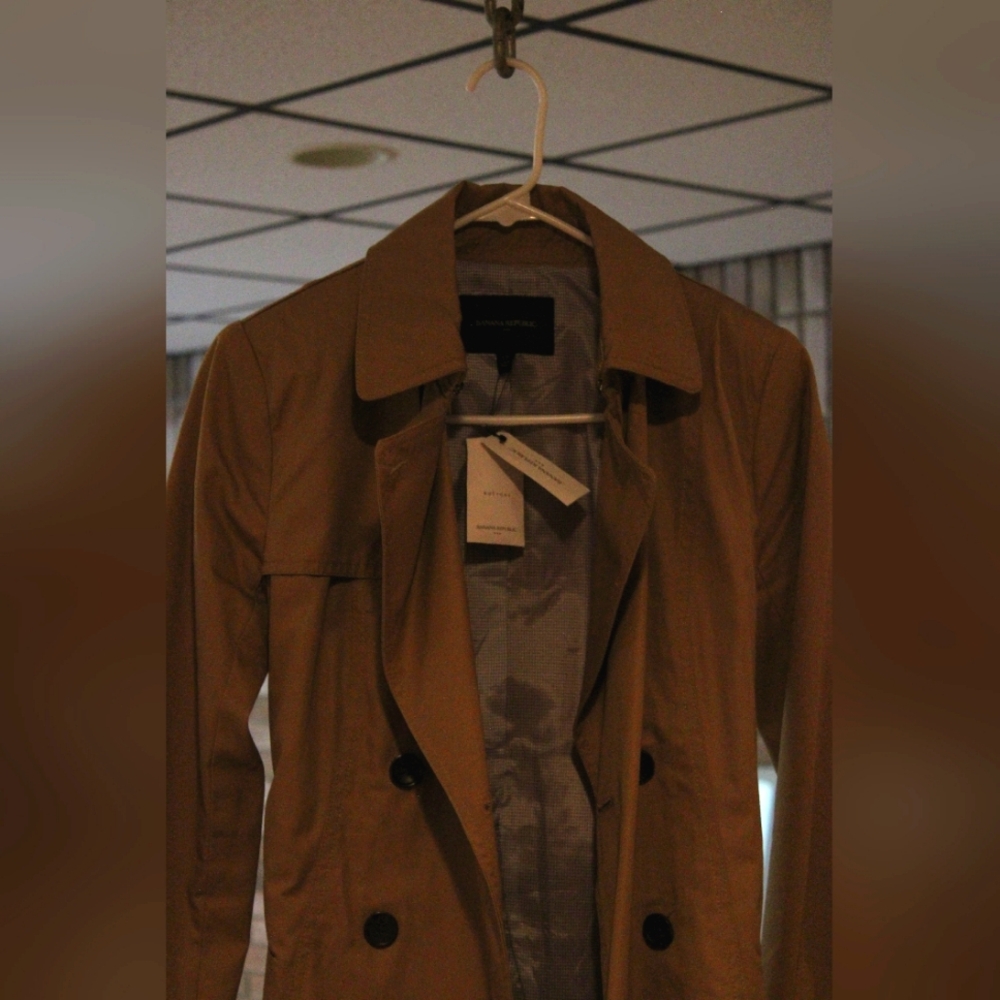 NWT Banana Republic Classic Tan Trench Coat